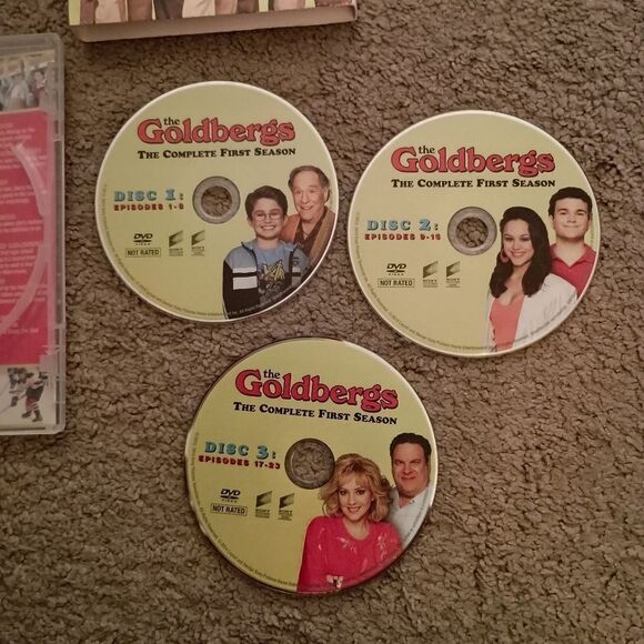 The Goldbergs First Season DVD Set PRE-OWNED - Picture 3 of 4